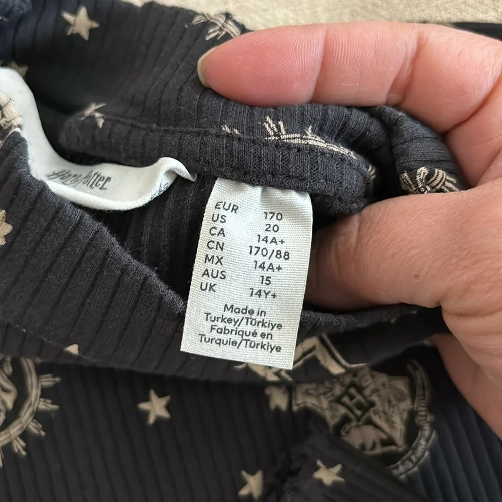 H&M Harry Potter Hogwarts long sleeve